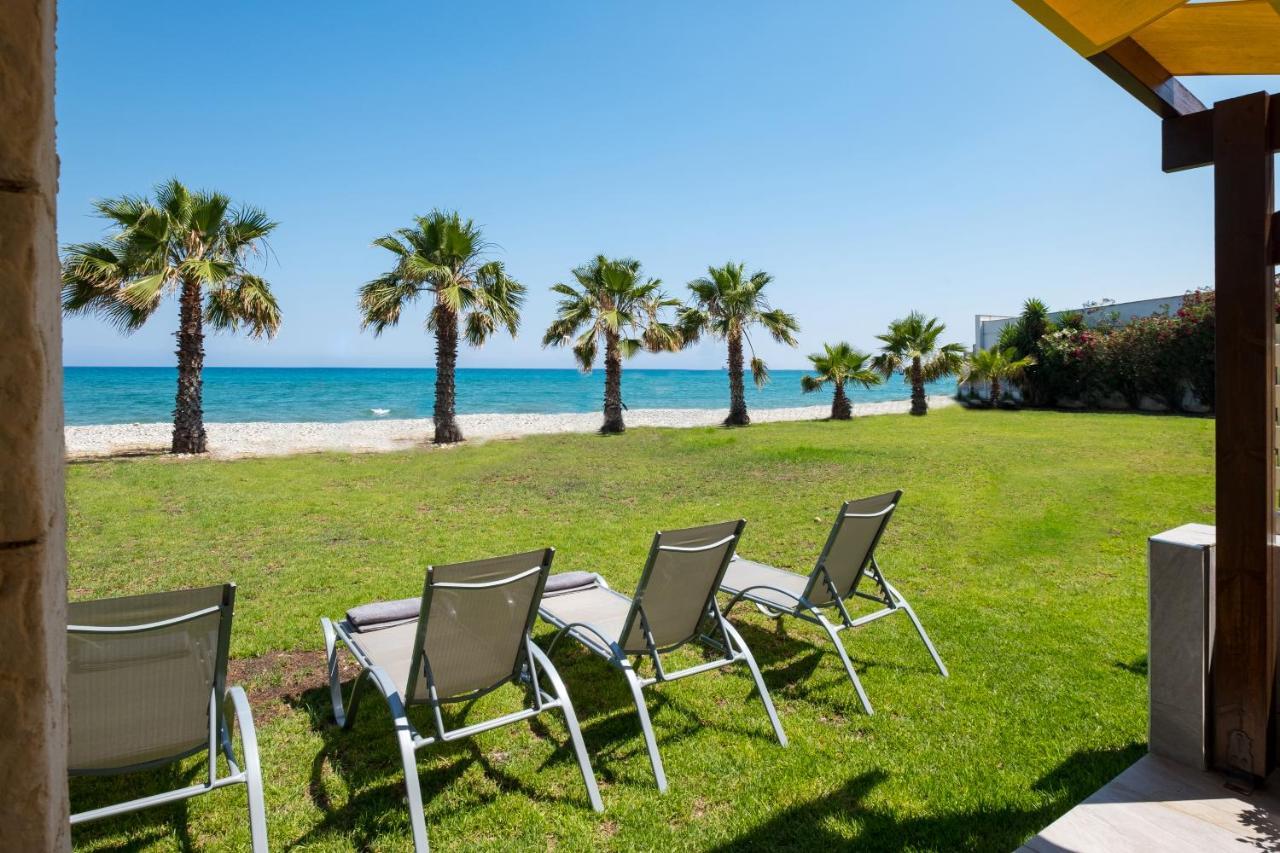Pebble Beach Apartment Voroklini Exterior photo